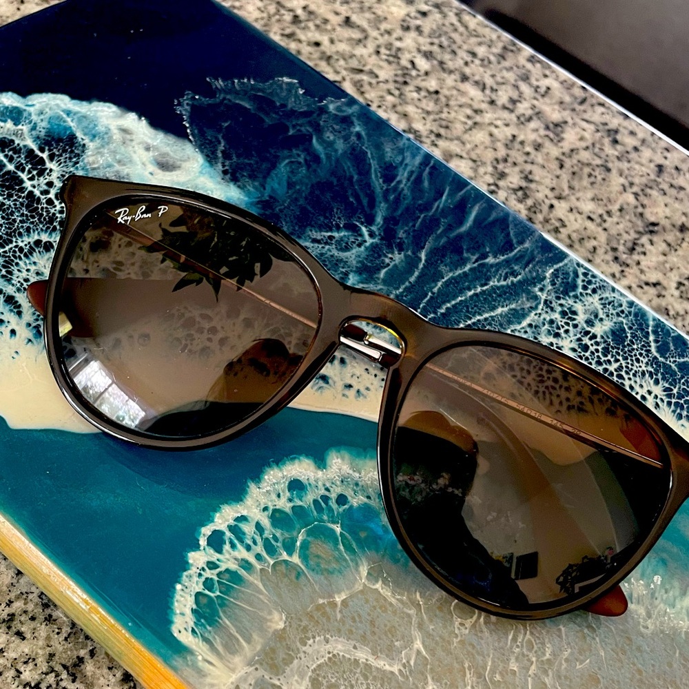 Ray-Ban sunglasses Erika